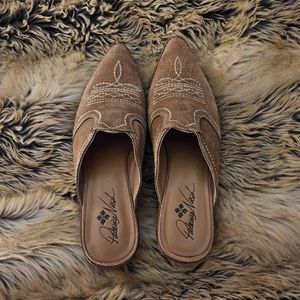 Patricia Nash Battista Western Slides